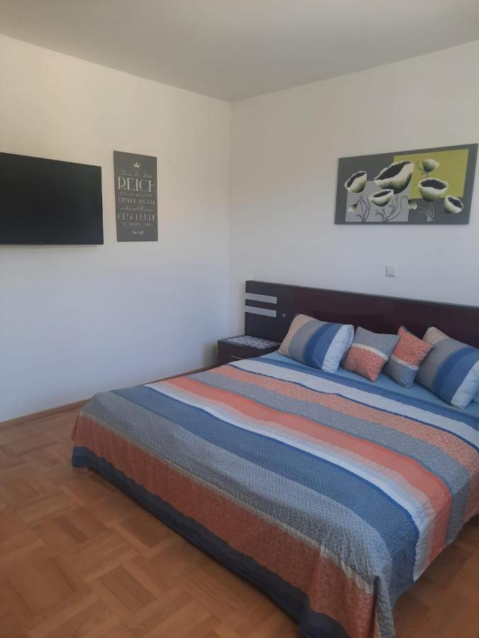 Wohnhaus City Sued Herzogsdorf Luaran gambar