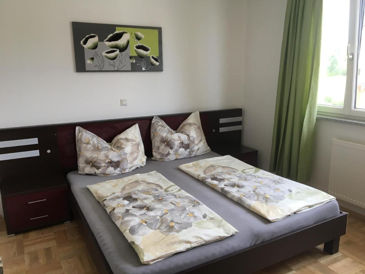 Wohnhaus City Sued Herzogsdorf Luaran gambar